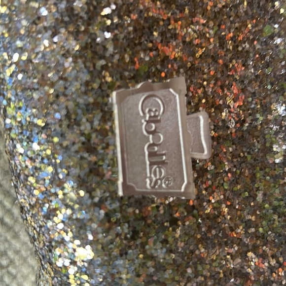 Small glitter bag byCaboodles…NWT - Picture 4 of 7